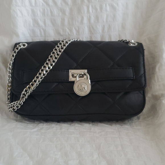 MK Michael Kors Hamilton Leather Clutch Handbag - Picture 2 of 16